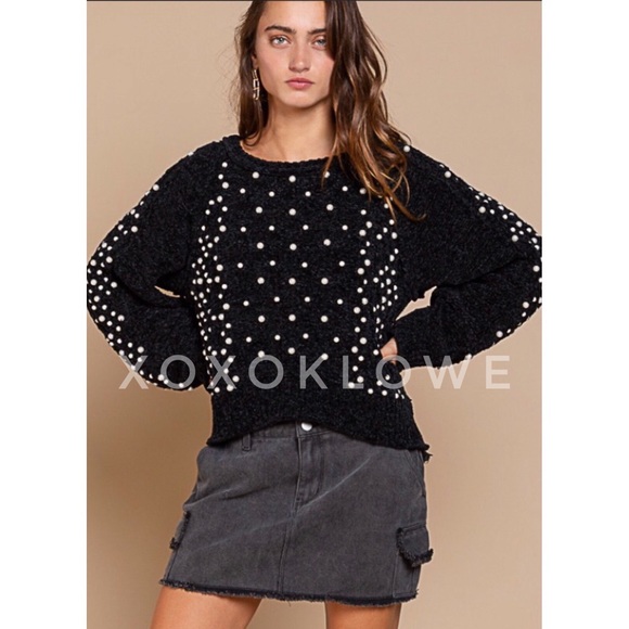 POL Pearl Beaded Black Velvet Chenille Sweater Relaxed Fit - Picture 5 of 13